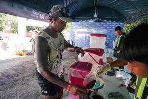 BIB: 
                            <button type="button" onclick="openModal(28148941)" class="btn btn-primary btn-sm float-right btn-popup" data-toggle="modal" data-target=".modal-high-quality">
                        <i class="fas fa-shopping-cart"></i> Add to Cart
                    </button>
                                            <button type="button" onclick="isThisMe(28148941, true)" class="btn btn-success btn-sm float-right btn-popup btn-isme hidden" data-toggle="tooltip" data-placement="bottom" title="นี่คือรูปของคุณใช่ไหม คลิกที่นี่เพื่อเอาเข้าอัลบั้ม">
                        <i class="fas fa-plus"></i> Add to album
                    </button>
                    <button type="button" onclick="isThisMe(28148941, false)" class="btn btn-warning btn-sm float-right btn-popup btn-isnotme hidden">
                        <i class="fas fa-ban"></i> Remove from album
                    </button>